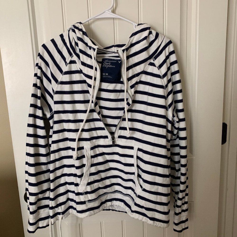 American Eagle Outfitters Half Zip Sweat Shirt